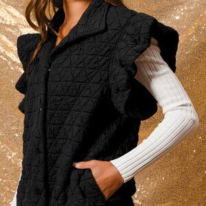 ✨NWT BiBi Quilting Knit Ruffle Sleeve Vest